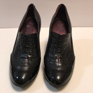 Indigo Clarks Womens Black Bootie Shoes Size 8